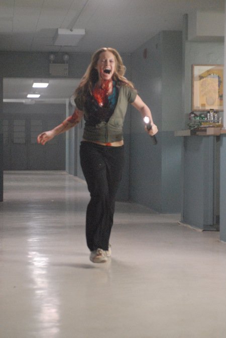 Фото - Бугимен 2: 450x672 / 37 Кб