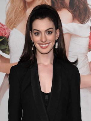 Фото - Война невест: 303x400 / 21 Кб