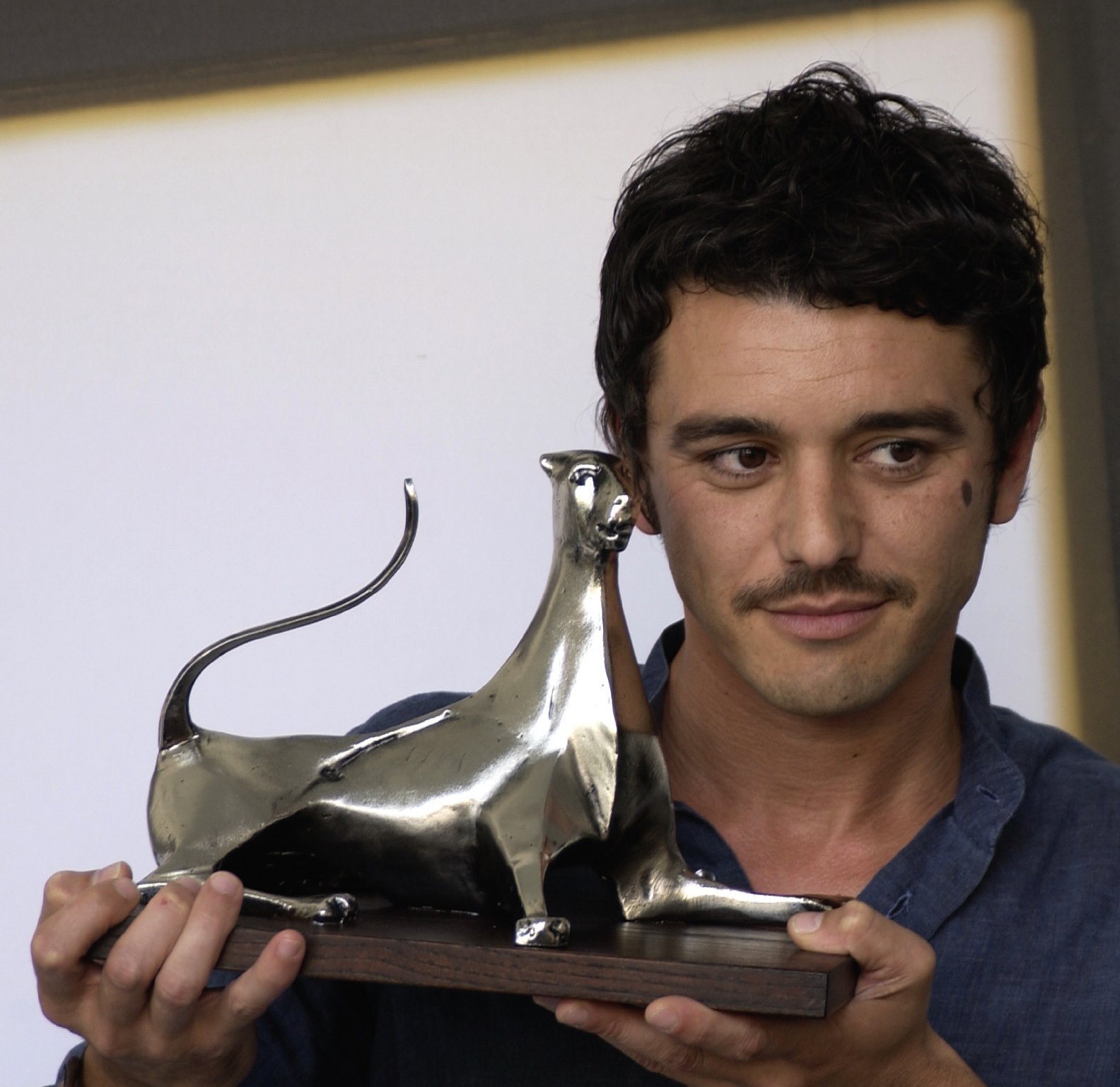 Фото - Вне ринга: 1584x1537 / 237 Кб