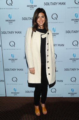 Фото - Сексоголик: 266x400 / 25 Кб