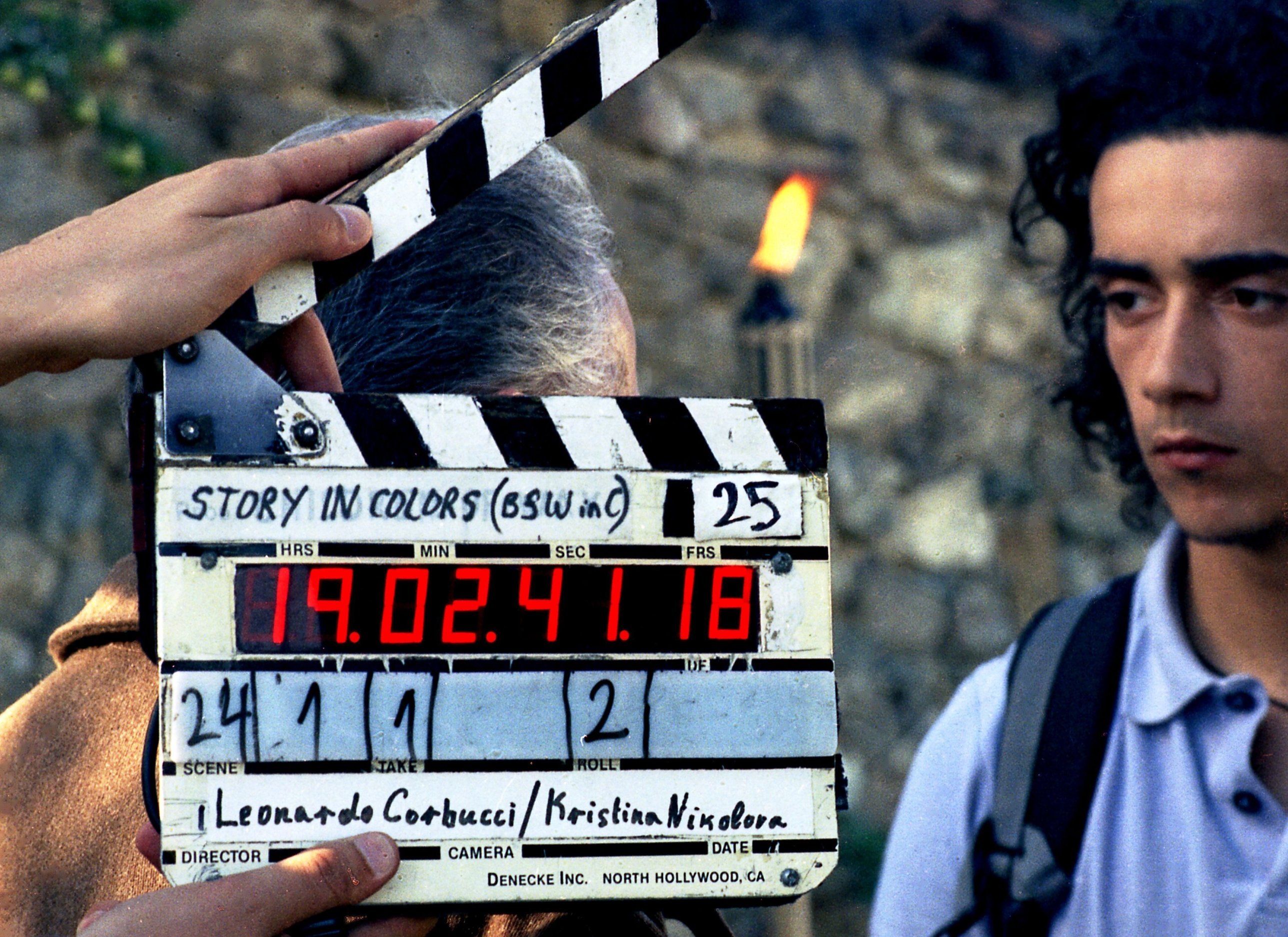 Фото - Black & White in Colors: 2577x1874 / 825 Кб