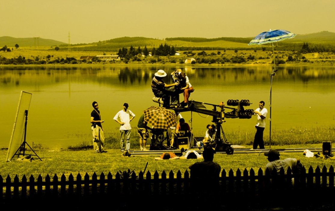 Фото - Black & White in Colors: 1115x702 / 125 Кб