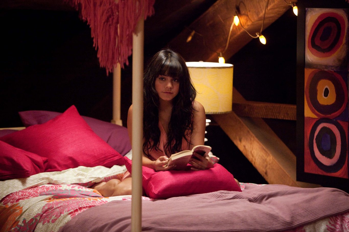 Фото - Страшно красив: 1366x911 / 184 Кб