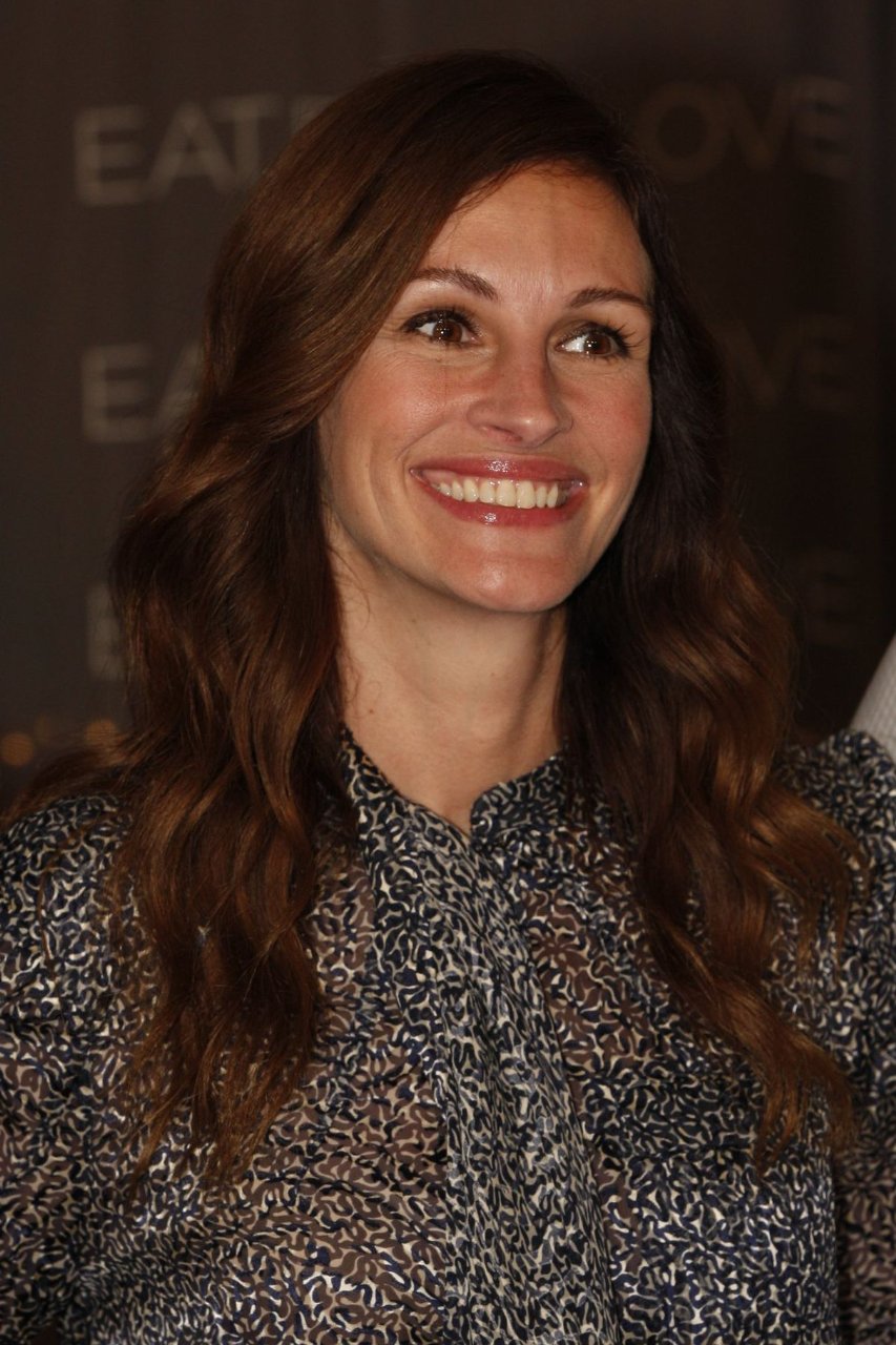 Фото - Ешь, молись, люби: 853x1280 / 192 Кб