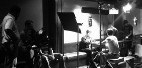 Фото - Redlight Greenlight: 288x138 / 12 Кб