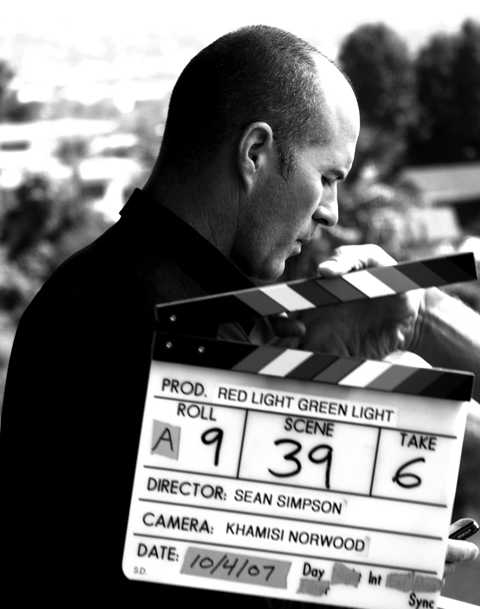 Фото - Redlight Greenlight: 1535x1947 / 284 Кб