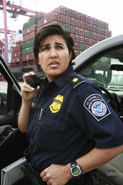 Фото - Homeland Security USA: 427x640 / 57 Кб