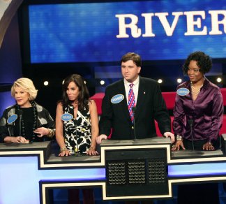 Фото - Celebrity Family Feud: 324x292 / 28 Кб