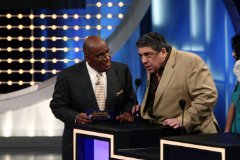 Фото - Celebrity Family Feud: 240x160 / 13 Кб