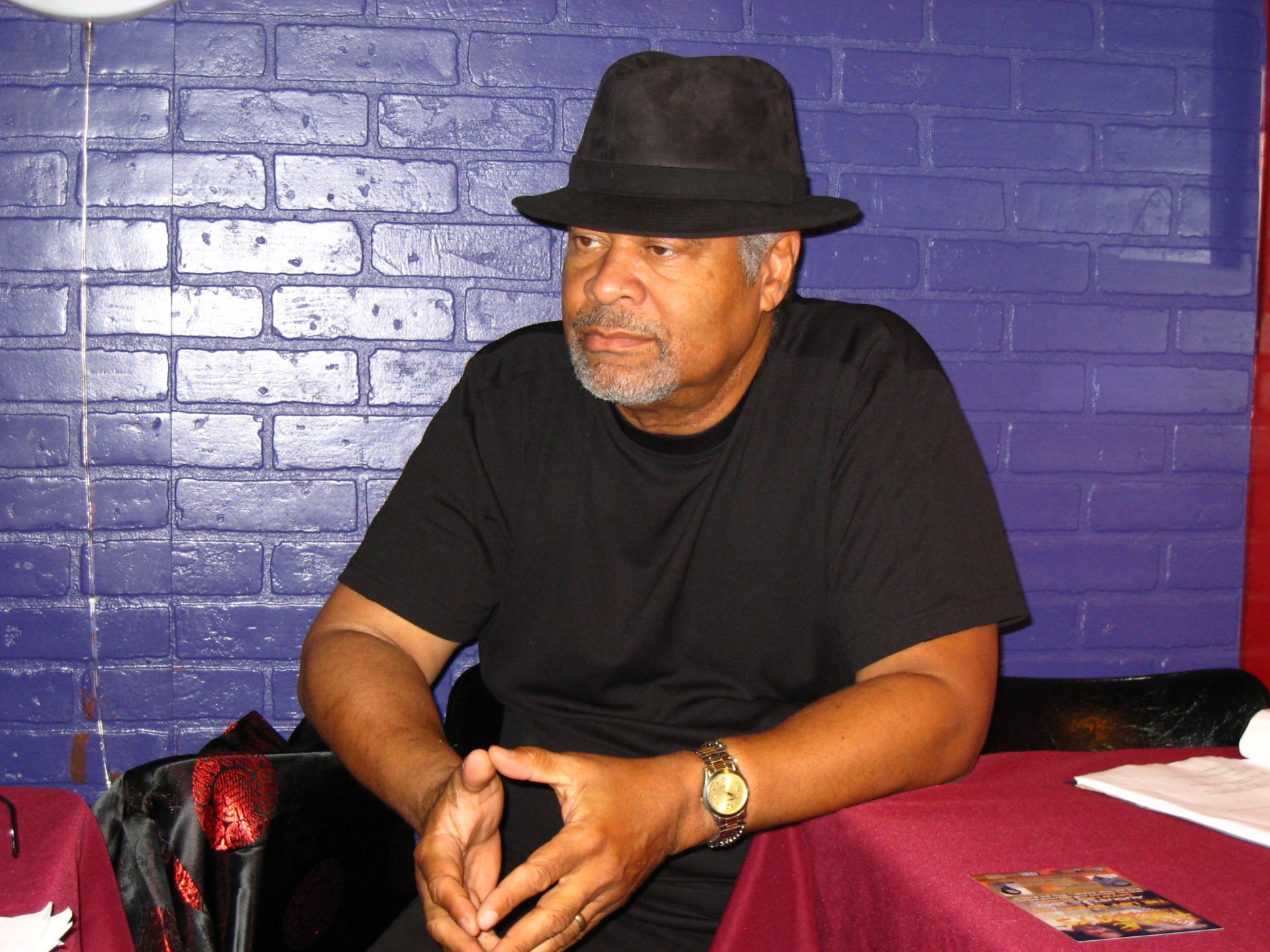 Фото - Knock 'em Dead: 1944x1458 / 477 Кб