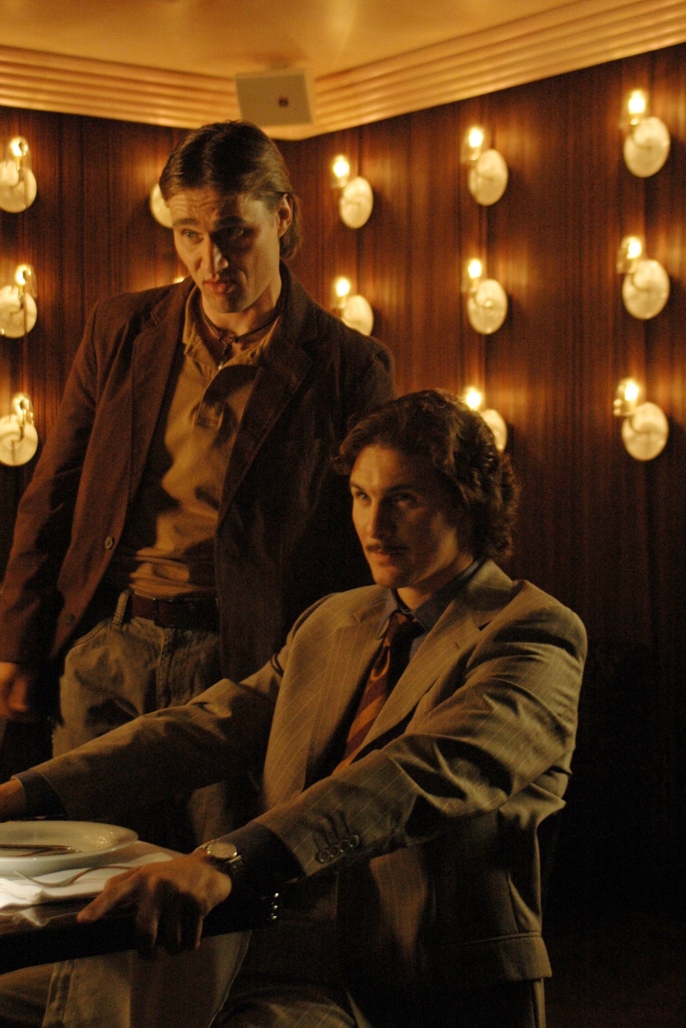 Фото - Хамелеон: 1366x2048 / 449 Кб