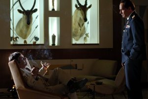 Фото - Сеньор Президент: 301x201 / 14 Кб