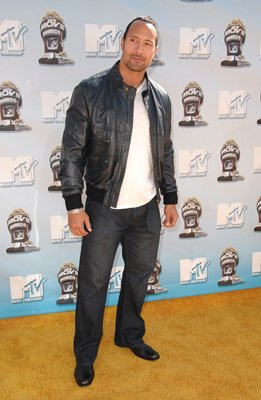 Фото - 2008 MTV Movie Awards: 261x400 / 26 Кб