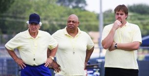 Фото - 4th and Goal: 305x155 / 14 Кб