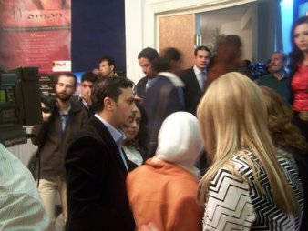 Фото - Woman: 338x254 / 22 Кб