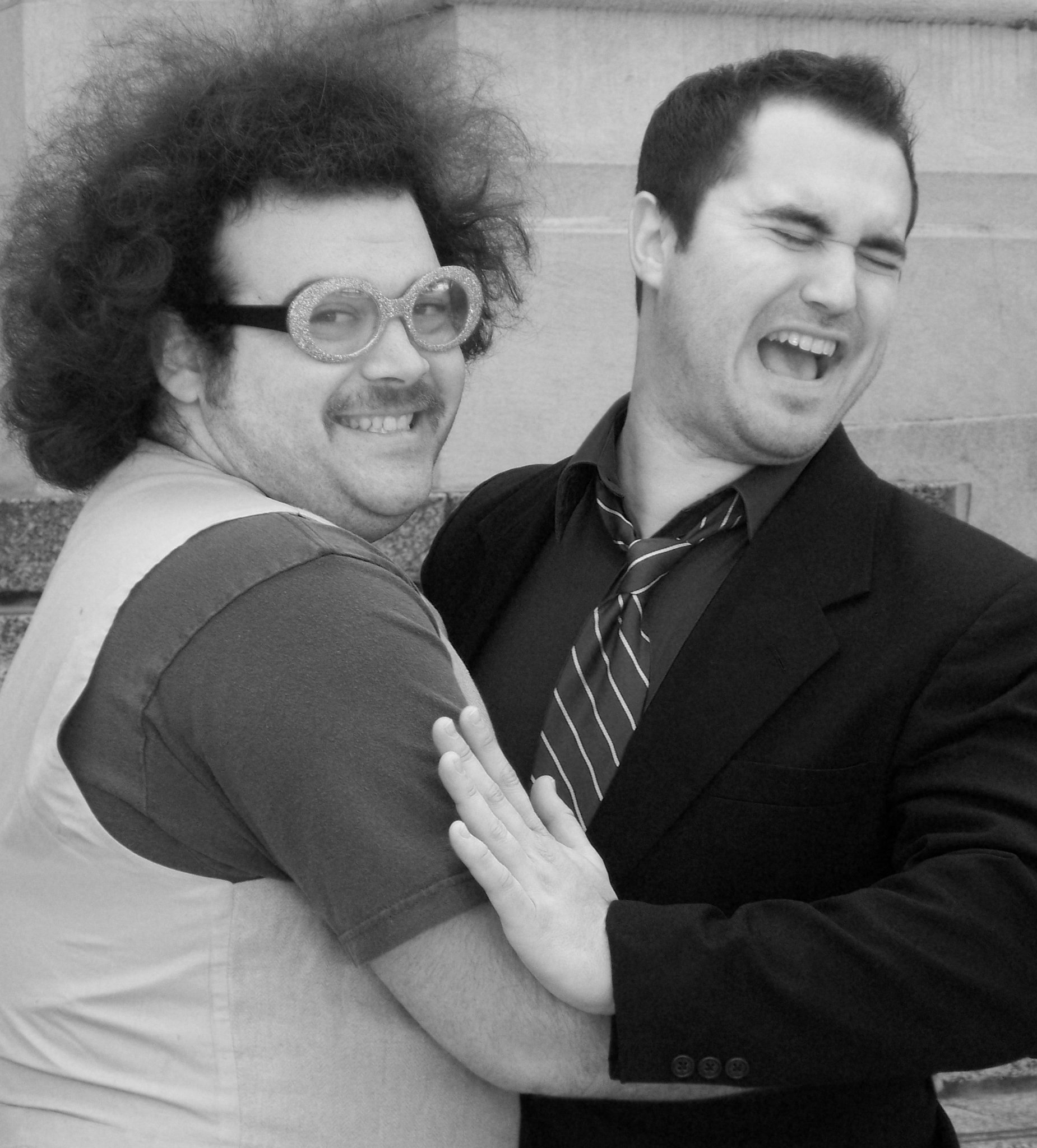 Фото - Defending Dr. Karl: 1850x2048 / 458 Кб