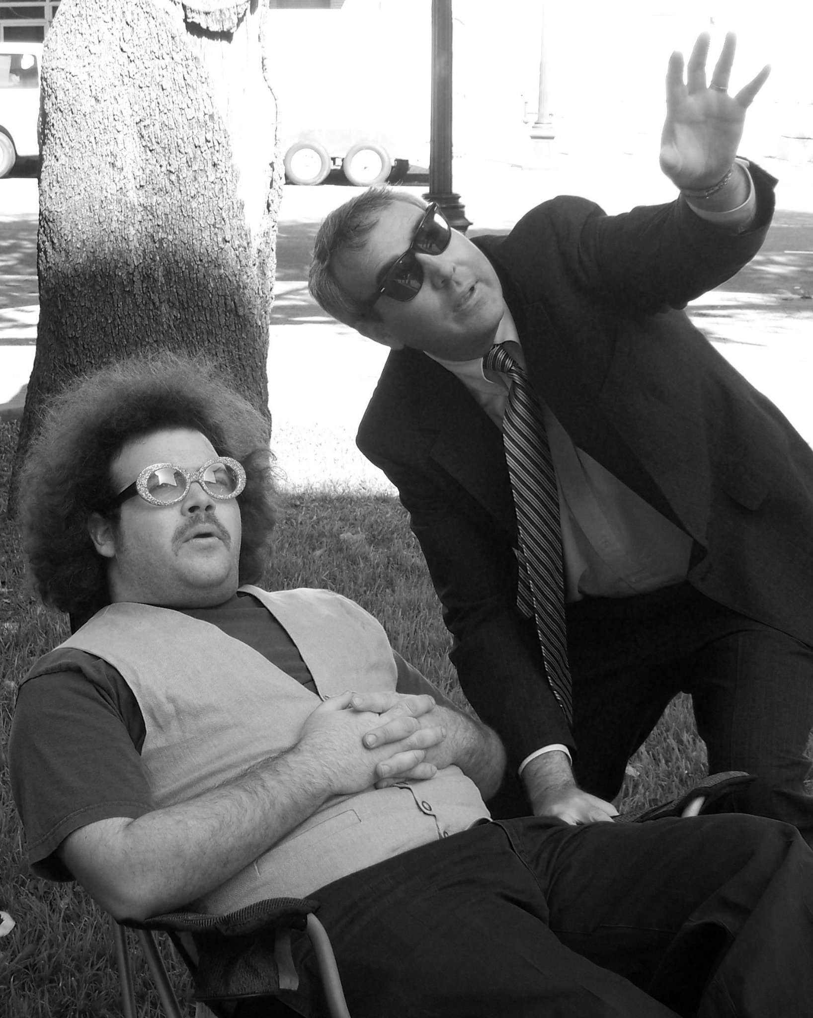 Фото - Defending Dr. Karl: 1636x2048 / 447 Кб