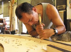 Фото - Нота за нотой: производство роялей Steinway L1037: 235x173 / 14 Кб