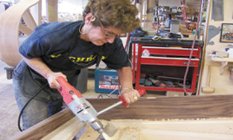 Фото - Нота за нотой: производство роялей Steinway L1037: 233x140 / 12 Кб