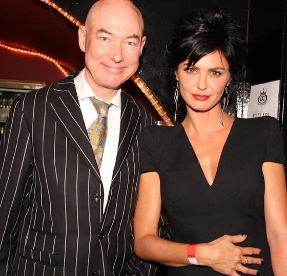 Фото - Psychosis: 560x538 / 61 Кб