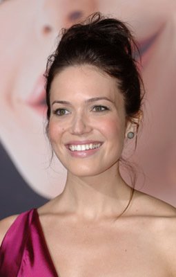 Фото - The Many Strange Stories of Triangle Woman: 255x400 / 15 Кб