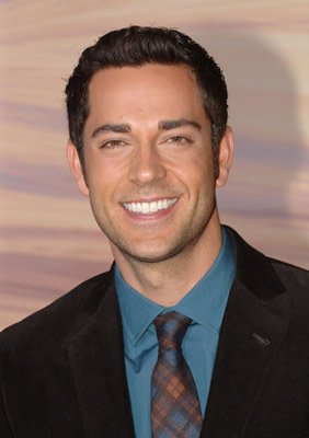 Фото - The Many Strange Stories of Triangle Woman: 282x400 / 18 Кб