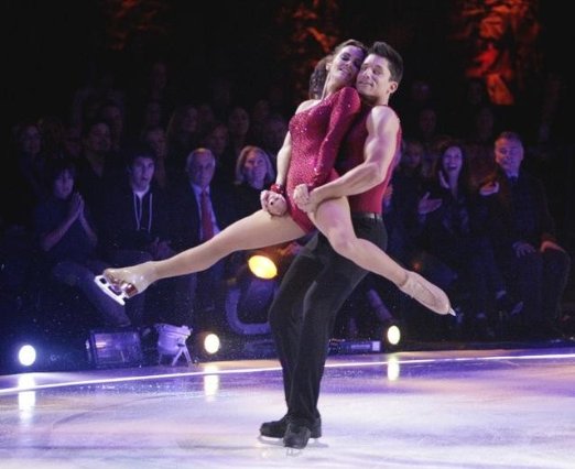 Фото - Skating with the Stars



(TV Series 2010): 522x426 / 37 Кб