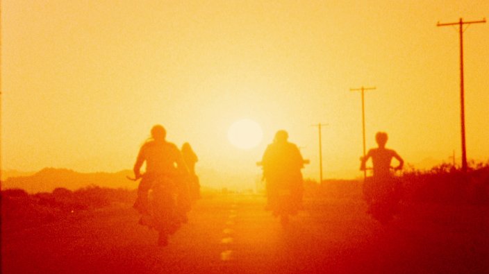 Фото - Dilly: 704x395 / 32 Кб