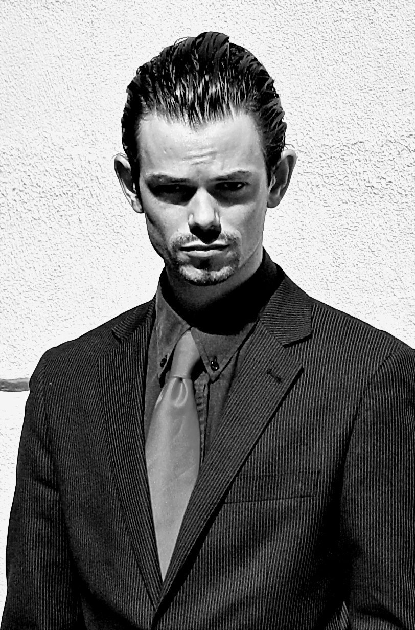 Фото - Creation: The Story Behind the Beginning: 812x1232 / 276 Кб