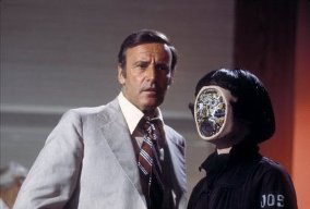 Фото - Бионическая женщина: 284x192 / 11 Кб