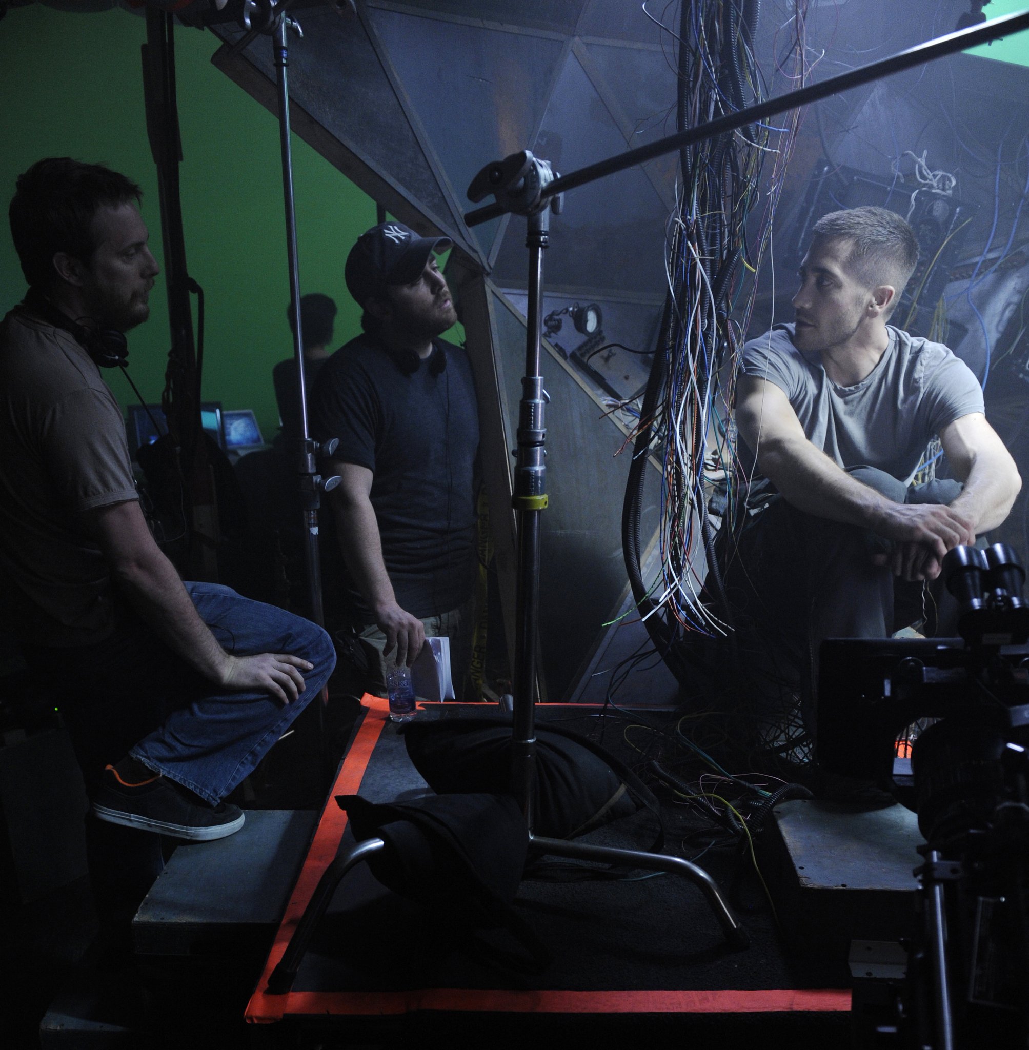 Фото - Исходный код: 2007x2048 / 532 Кб