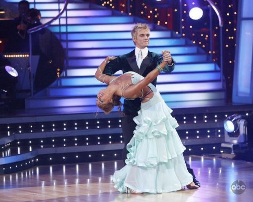 Фото - Танцы со звездами: 512x410 / 49 Кб