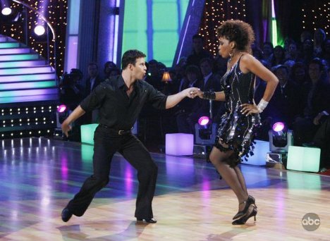 Фото - Танцы со звездами: 468x342 / 42 Кб