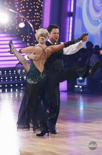 Фото - Танцы со звездами: 423x640 / 51 Кб