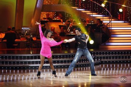 Фото - Танцы со звездами: 427x285 / 39 Кб