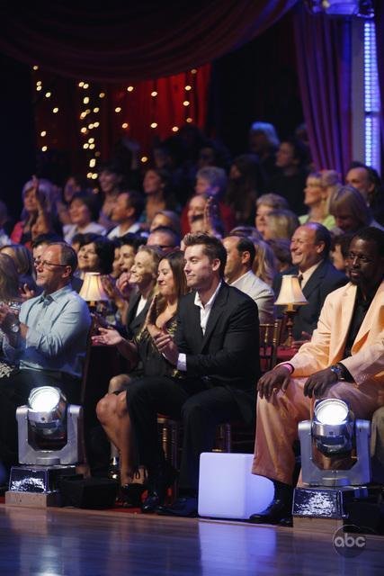 Фото - Танцы со звездами: 427x640 / 54 Кб