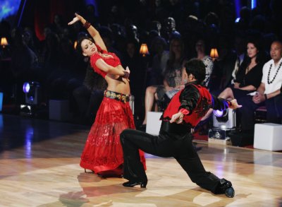 Фото - Танцы со звездами: 400x293 / 26 Кб