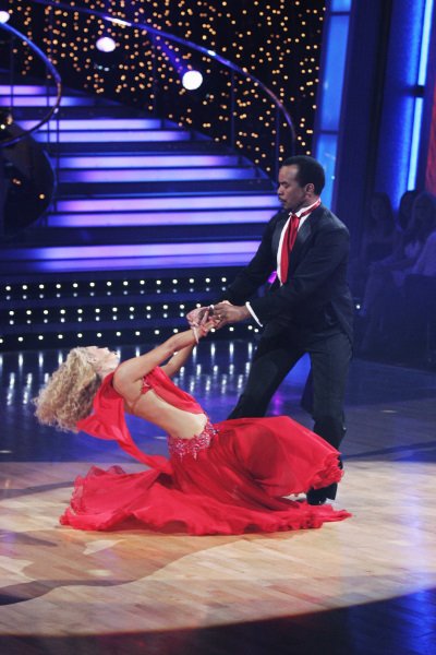 Фото - Танцы со звездами: 400x600 / 54 Кб