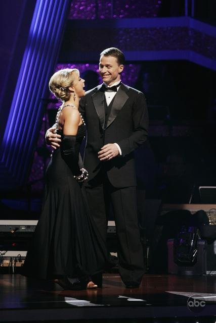 Фото - Танцы со звездами: 427x640 / 36 Кб