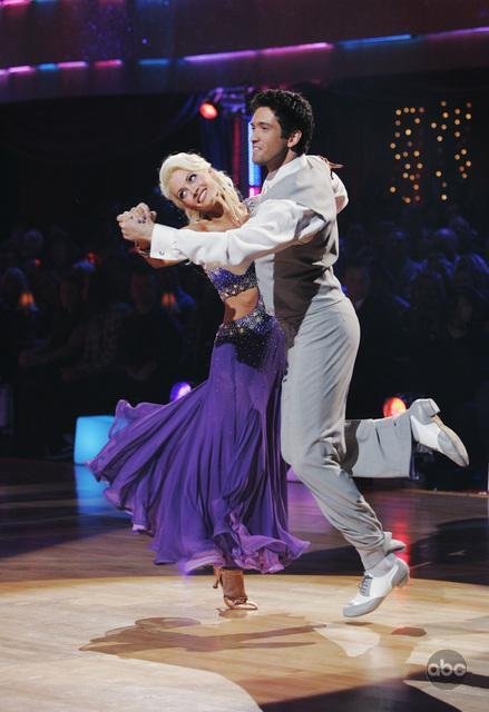 Фото - Танцы со звездами: 439x640 / 47 Кб