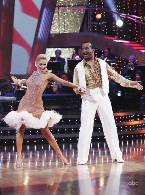 Фото - Танцы со звездами: 475x640 / 70 Кб