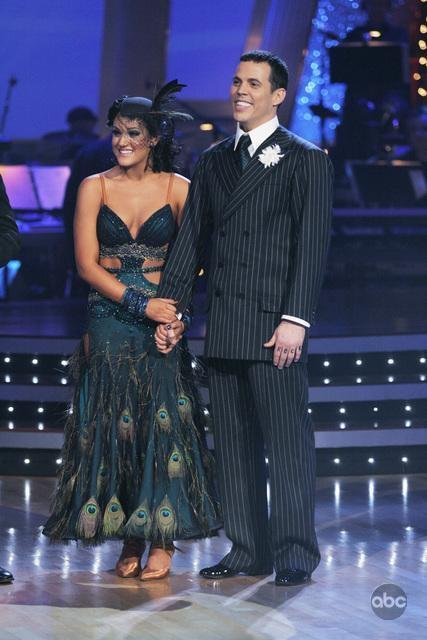 Фото - Танцы со звездами: 427x640 / 54 Кб