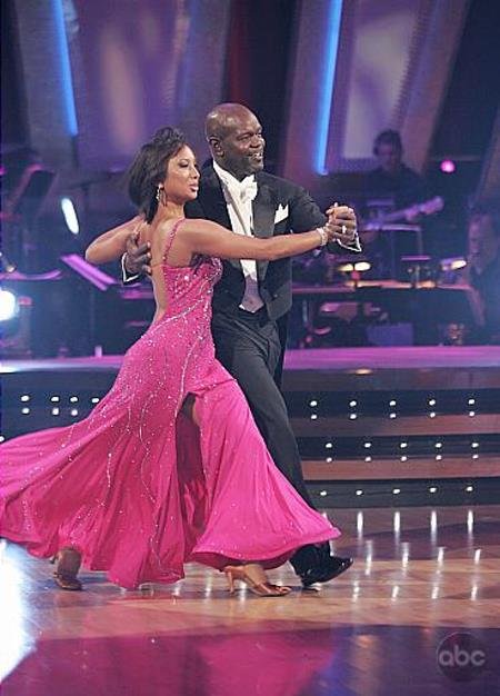 Фото - Танцы со звездами: 450x626 / 58 Кб