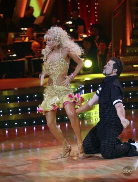 Фото - Танцы со звездами: 450x590 / 50 Кб