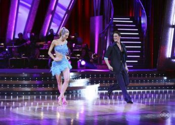 Фото - Танцы со звездами: 346x247 / 26 Кб