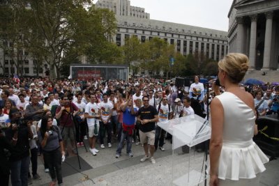 Фото - Настоящие нью-йоркские домохозяйки: 400x267 / 33 Кб