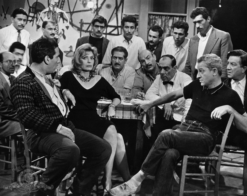 Фото - Никогда в воскресенье: 809x640 / 118 Кб