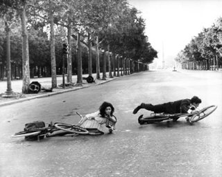 Фото - Горит ли Париж?: 320x256 / 23 Кб