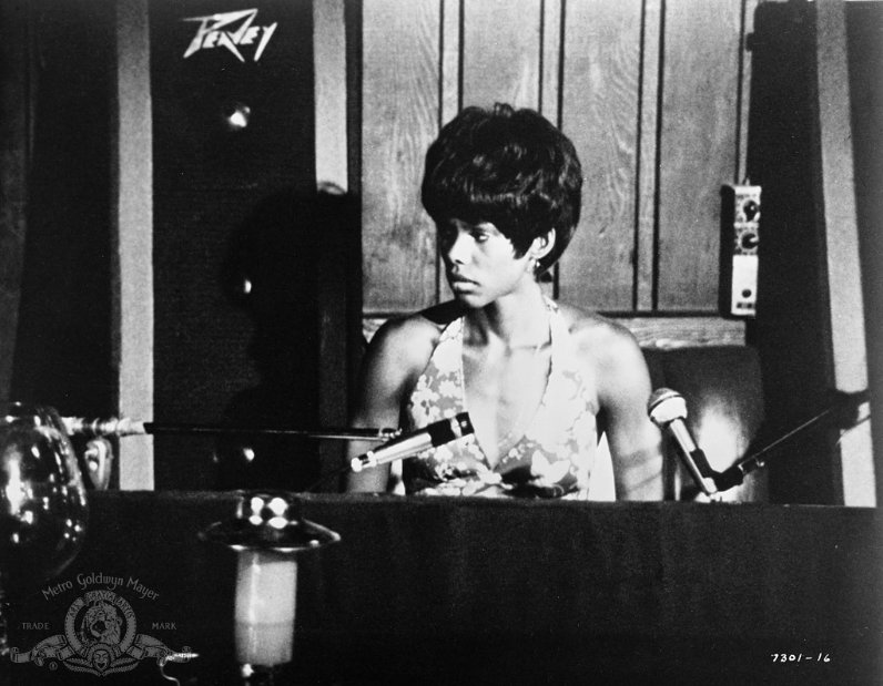 Фото - Беспорядки в Гарлеме: 796x619 / 87 Кб