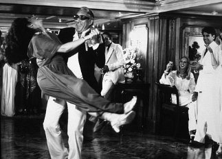 Фото - Греческий магнат: 323x232 / 24 Кб